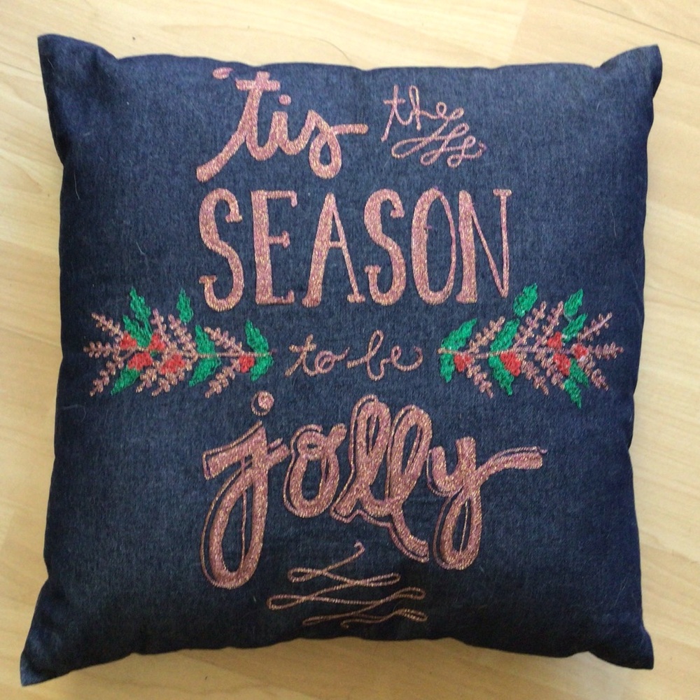 Christmas Pillows - Tis the Season to be Jolly